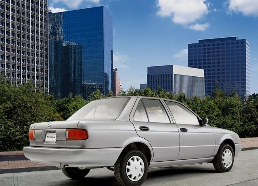  Nissan Tsuru 2004 года  (фото 4 из 12)